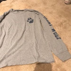 Long sleeve t-shirt